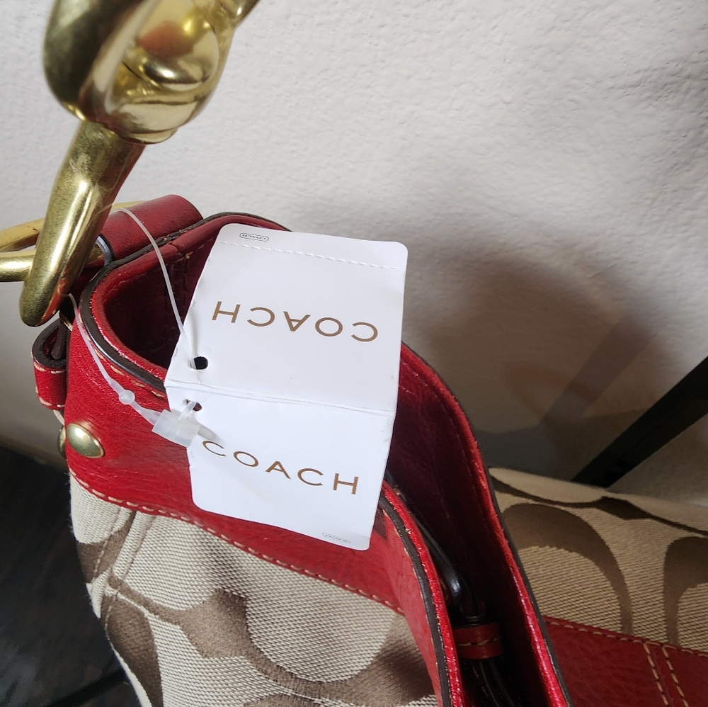 NWT Coach Signature Large Zoe #12674 - Picture 12 of 17